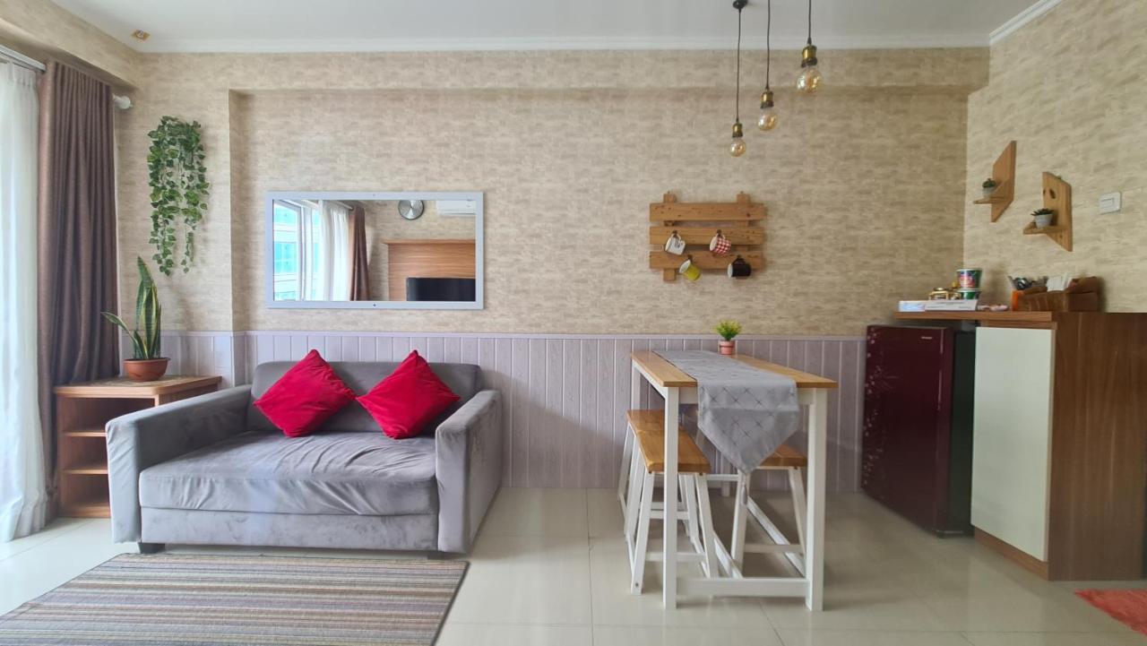 Апартаменты Gateway Pasteur 2Br Tower Depan Ruby 7 C Бандунг Экстерьер фото